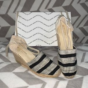 Andre Assous Black Striped Wedges Size 38 So Cool!